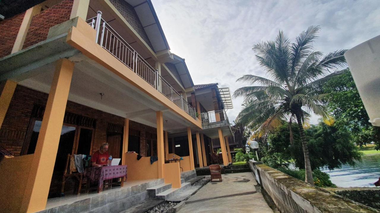 Aman'S Guesthouse Tuk Tuk Esterno foto