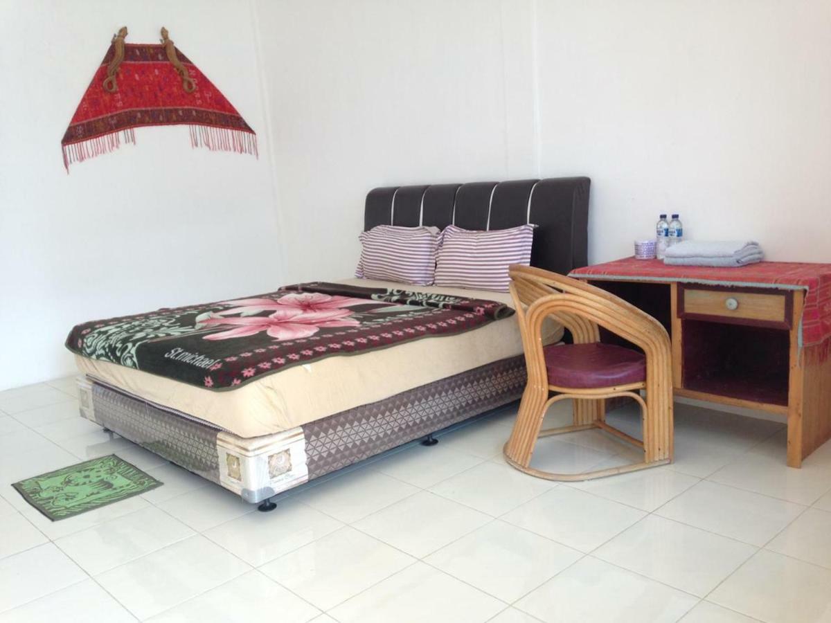 Aman'S Guesthouse Tuk Tuk Esterno foto